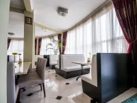 Sherbourne Hotel