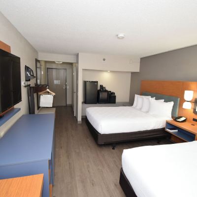 2 Queen Beds, Accessible Room, Non-Smoking Country Inn & Suites by Radisson, Coon Rapids, MN Promo Code