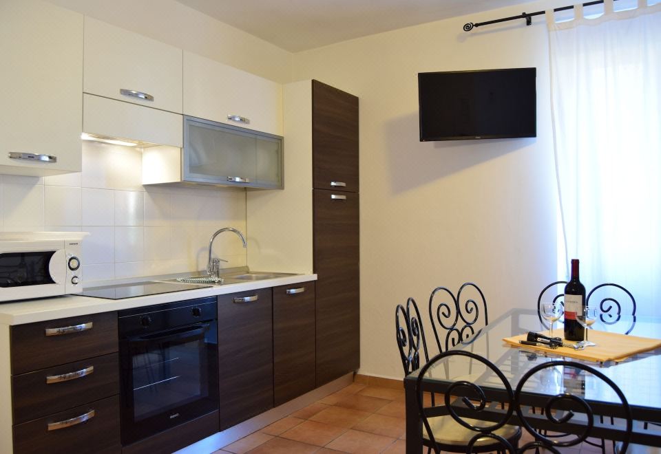 至尊公寓，一臥室，露臺，山脈景觀