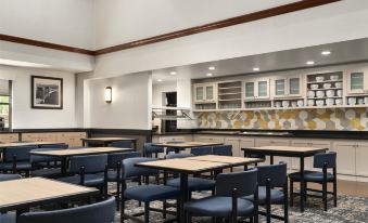 Hyatt Place Secaucus - Housity