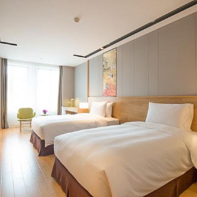 睿選高級雙床房（金可兒床墊+中央空調+冰箱） 成都中心世茂睿選尚品酒店（成都春熙太古裏店）優惠