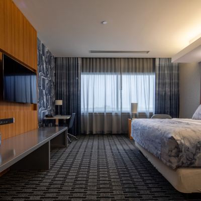 Standard King Room The Hotel at Kirkwood Center Promo Code