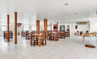 Hotel Presidente - Housity