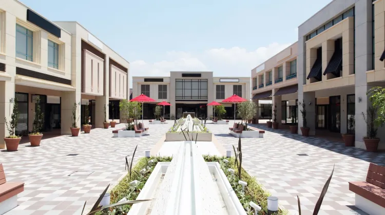 ホテルロイヤルガーデン木更津 外観