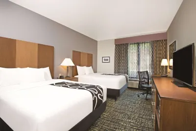 La Quinta Inn & Suites by Wyndham Morgantown Hotels in 