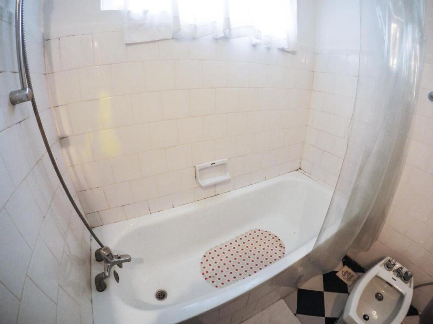 标准间 - 带浴缸