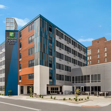 Holiday Inn Express & Suites EVANSVILLE DOWNTOWN by IHG