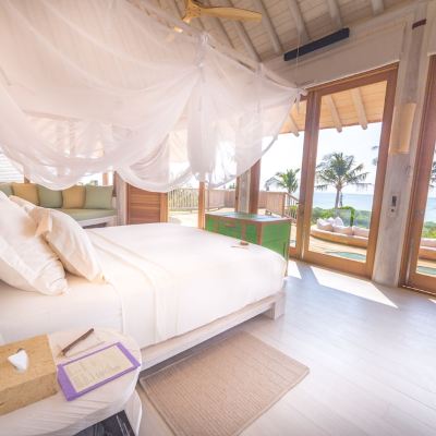 2 Bedroom Island Retreat with Slide