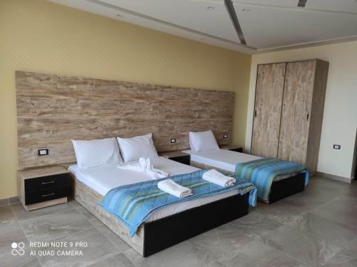 Pyramids View Suite/Vista Piramidi Junior Suite with Terrace