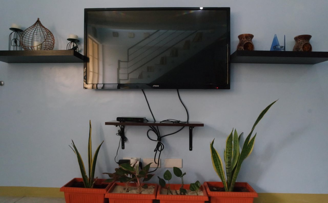 带阳台的两卧室公寓