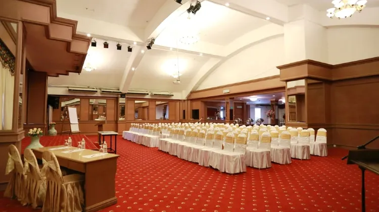 クリスタル ロッジ 施設