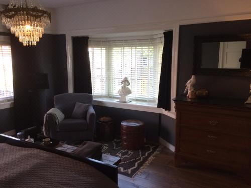 Florentino King Room with Balcony