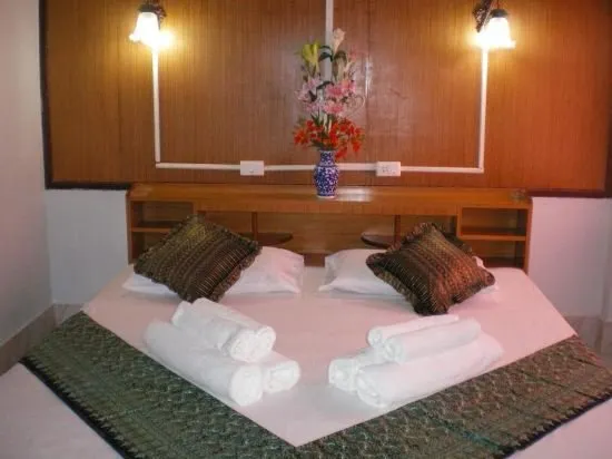 บังกะโลดีลักซ์พร้อมเครื่องปรับอากาศ