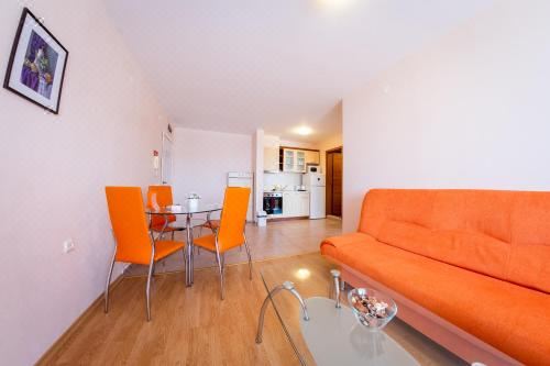 一卧室公寓（带阳台）