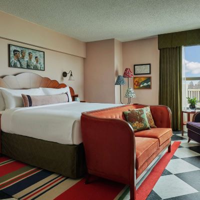 Graduate King Room Graduate Seattle Promo Code