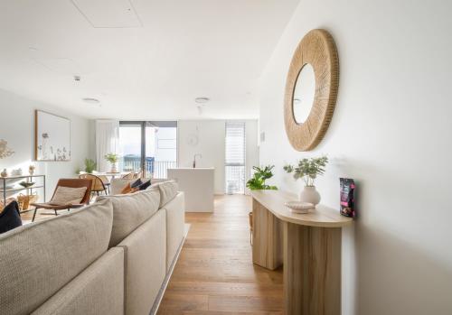 三卧室高级公寓 - 带阳台