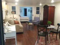 Elegant private suite located downtown historical Chickamauga, Ga