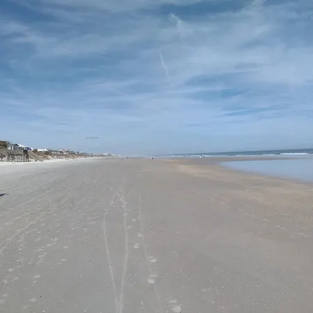 Direct Oceanfront & Private, Dog Friendly, 2Br House, July/August Availability.