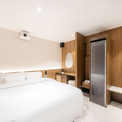 Premium-Breakfast Provided (Simmon Bed-Top-Quality Mattress) (Bathtub) 광양 J 무인텔 쿠폰