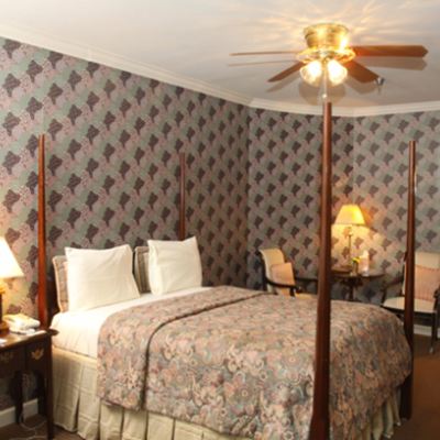 George Walton Room 1842 Inn Promo Code