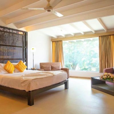 Deluxe Suite Thilanka Hotel Promo Code