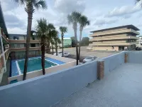 パームズバイザビーチモーテル
