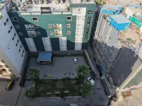Chhavi Hotels