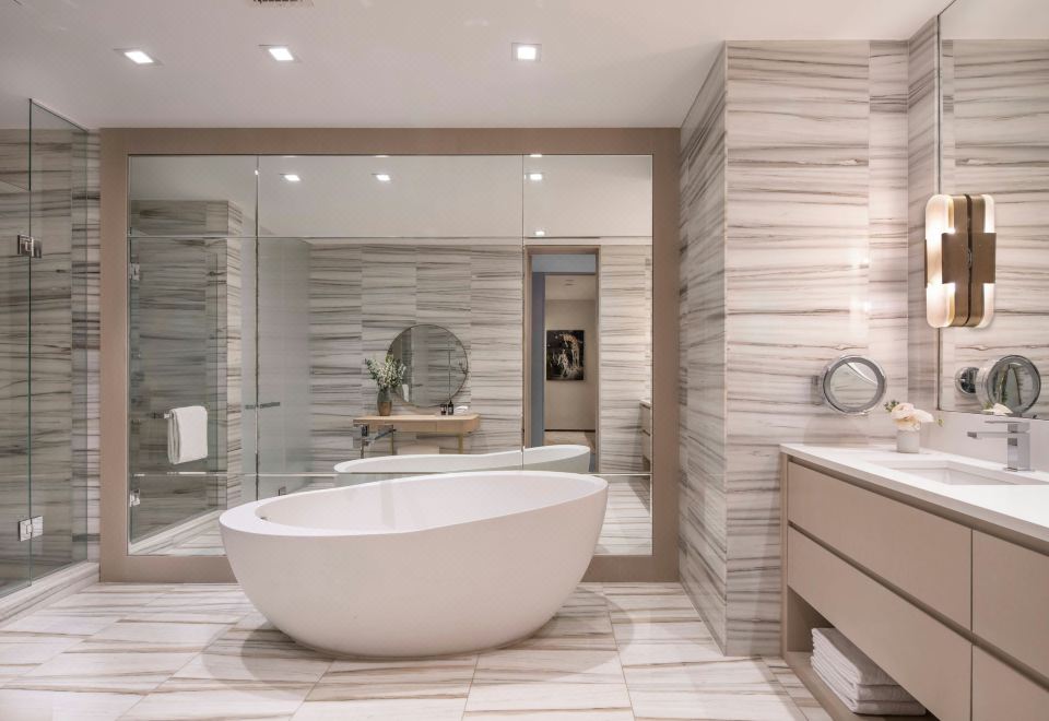 頂層1，三臥室錯層套房，屋頂泳池景