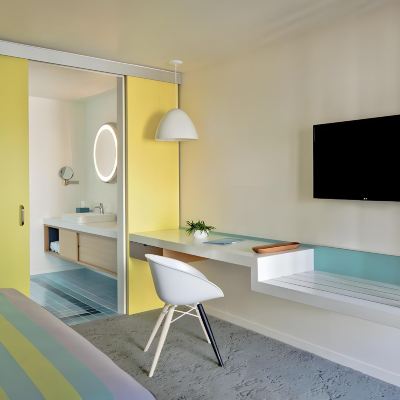 Deluxe Two Double Room Beverly Laurel Hotel Promo Code