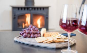 Mill Cottage, Tunstall - Housity