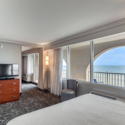 Oceanfront One Bedroom Executive Suite