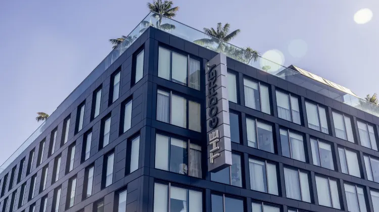 The Godfrey Hotel Hollywood 外観