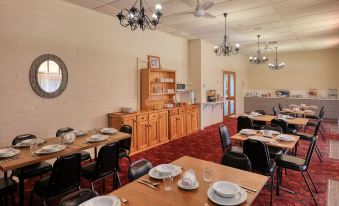 Bishops Lodge Narrandera