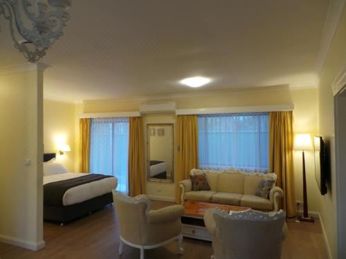 Colin's Garden Apartment