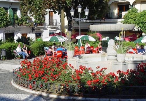 高级一卧室带阳台公寓