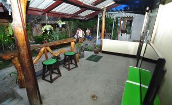 Phi Phi Backpacker - Hostel