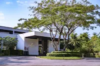 The ShellSea Krabi I Luxury Beach Front Resort & Pool Villas