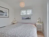 "Ylermi" - 1.5km from the Sea Hotels in Dronningmølle