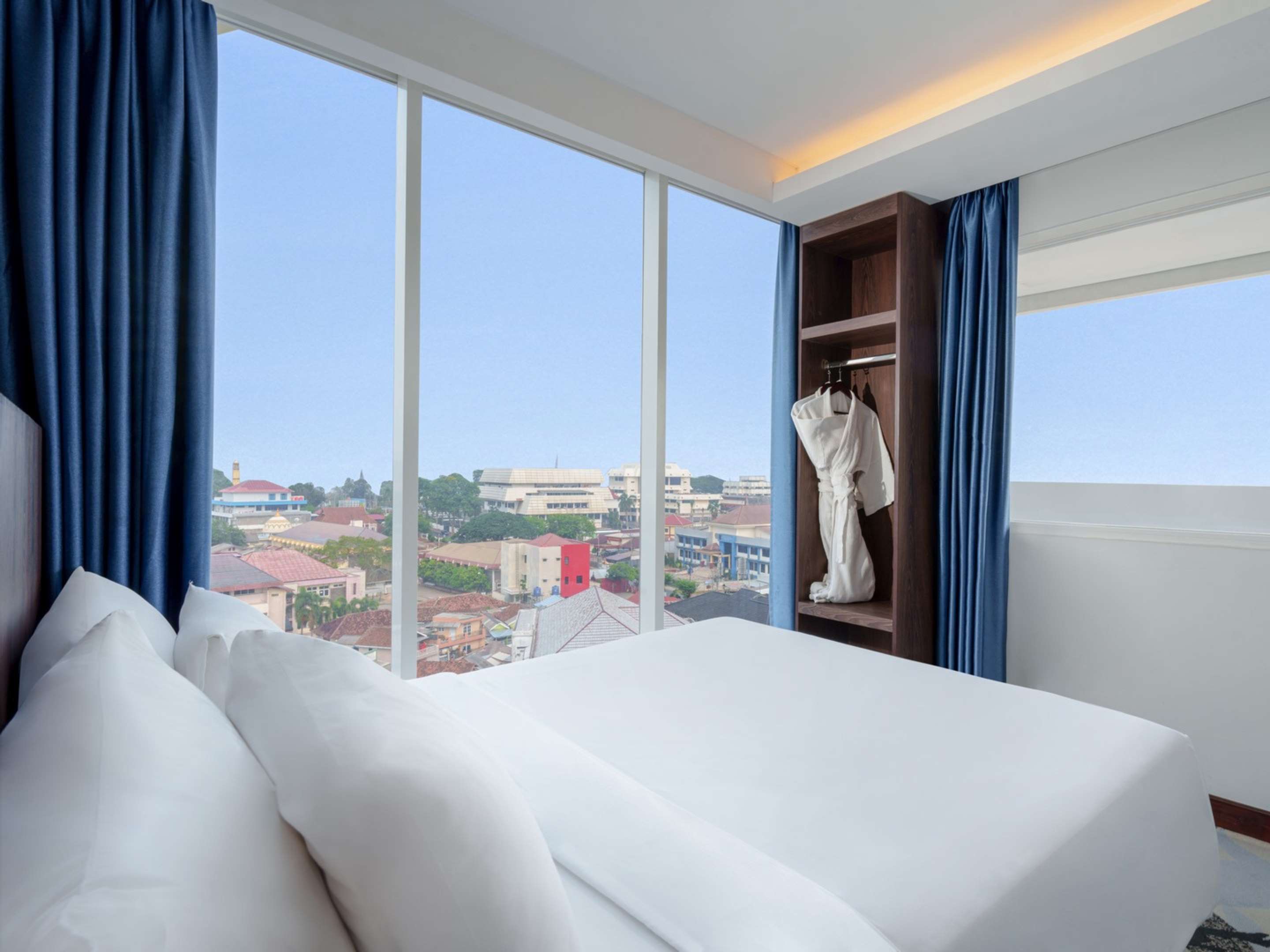 两卧室家庭套房-2张大床-阳台-海景及城景