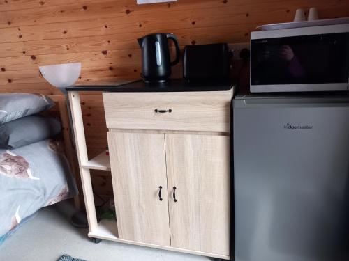 Hillside Camping Pods and Shepherd's HutChalet