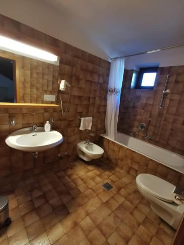 带阳台的三人房