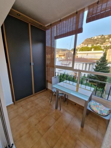 Primi One-Bedroom Apartment