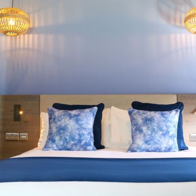 Standard Quadruple Room, Courtyard View Hex Hotel at Yorkshire Wildlife Park Promo Code