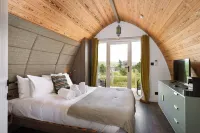 Bracken Hide Hotel