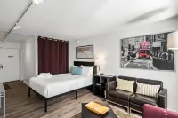 Studios On 25th by BCA Furnished Apartments Studio 04 D