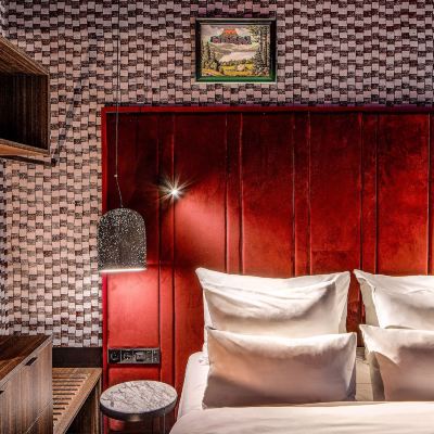 Double Room, 1 King Bed The Highlander Promo Code