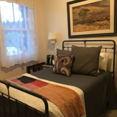 Basic Room with Double Bed Hotel Sutter Promo Code