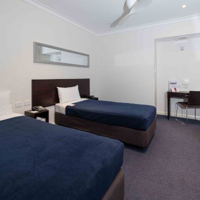 帶太陽能天窗/無窗戶的高級雙人房 - 無客房打掃 珀斯南方大飯店優惠