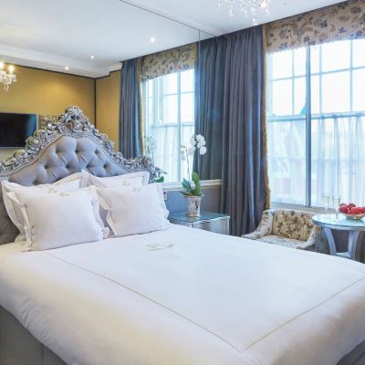 4）皇家馬廄景觀經典雙人房 紅色康乃馨皇宮中的魯本斯酒店優惠