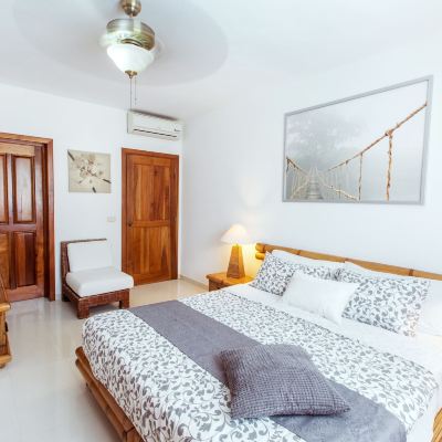 Poolside Deluxe Three Bedroom Penthouse with Pool View Las Terrazas VIP Pool Beach Club & Spa Promo Code